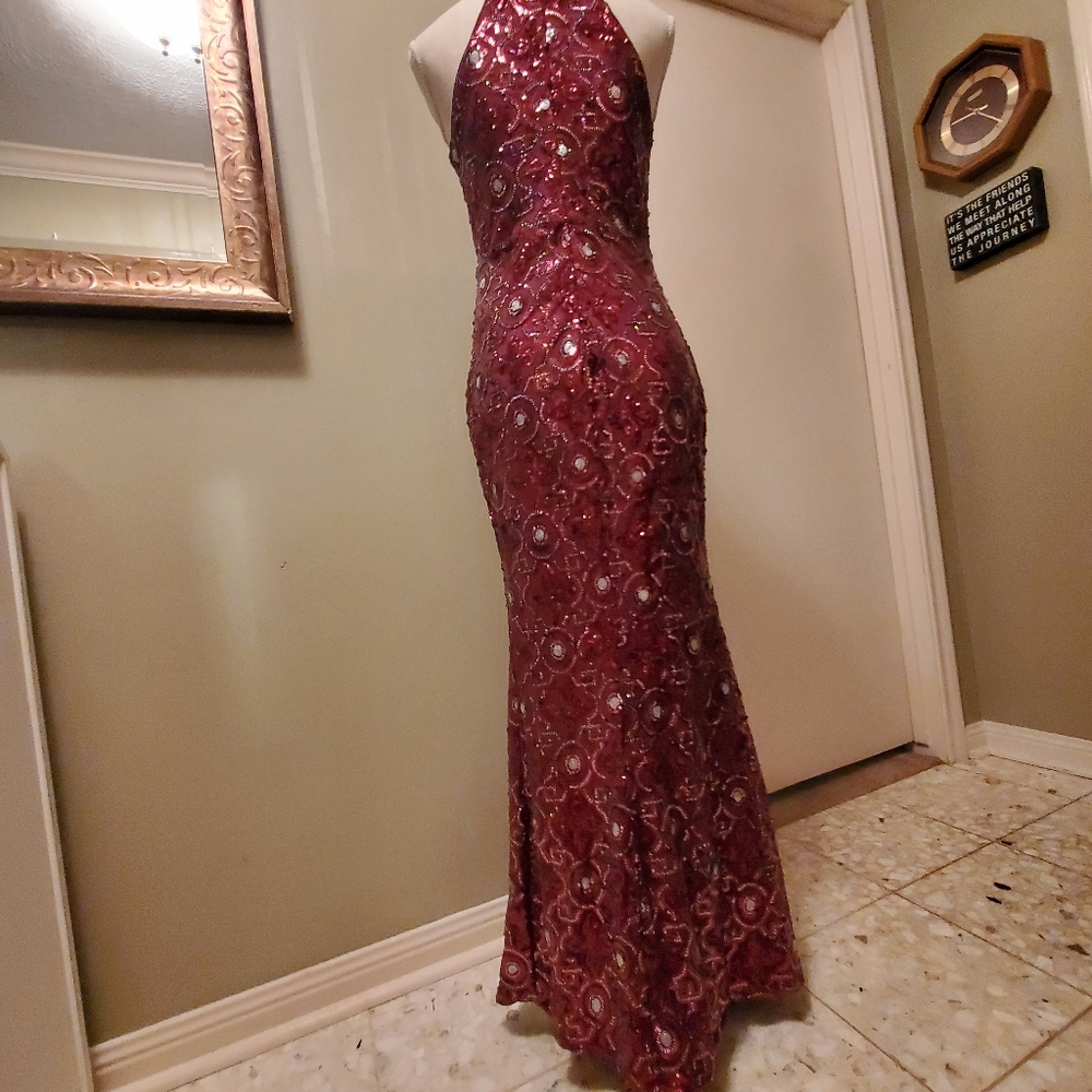 Dress - Picture 8 of 11